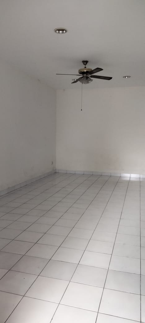 Rumah Dijual Siap Huni di Meadow Green Lippo Cikarang